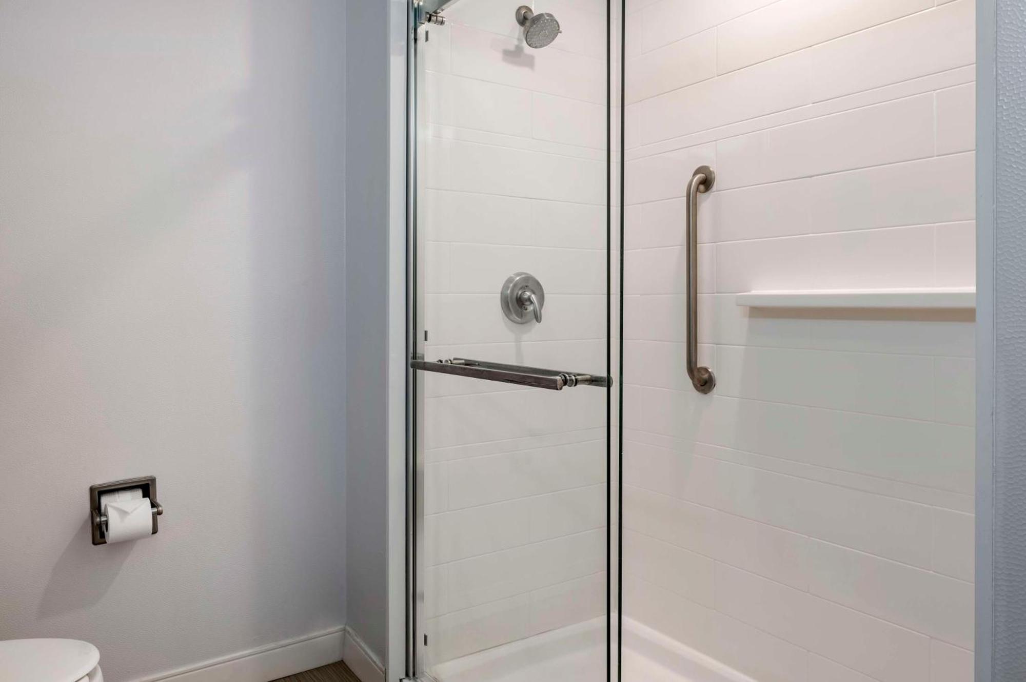 Hampton Inn Greenfield Dış mekan fotoğraf
