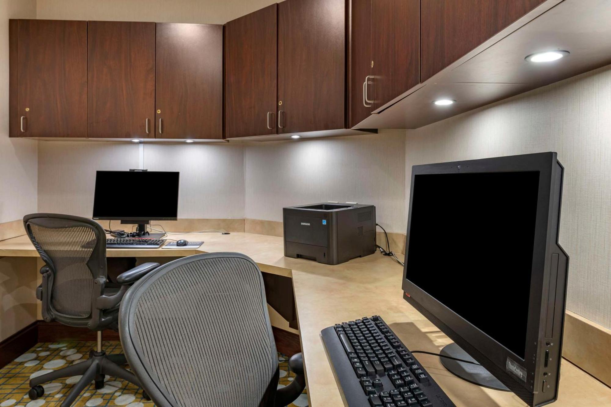 Hampton Inn Greenfield Dış mekan fotoğraf