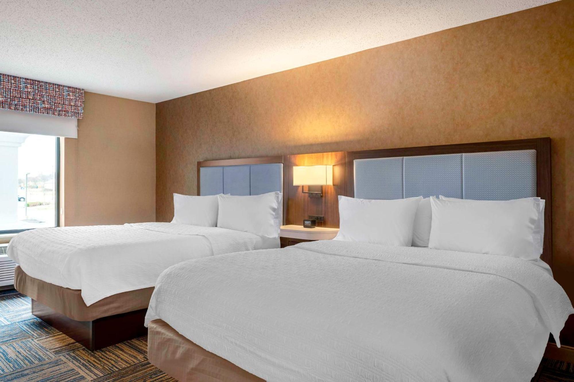Hampton Inn Greenfield Dış mekan fotoğraf