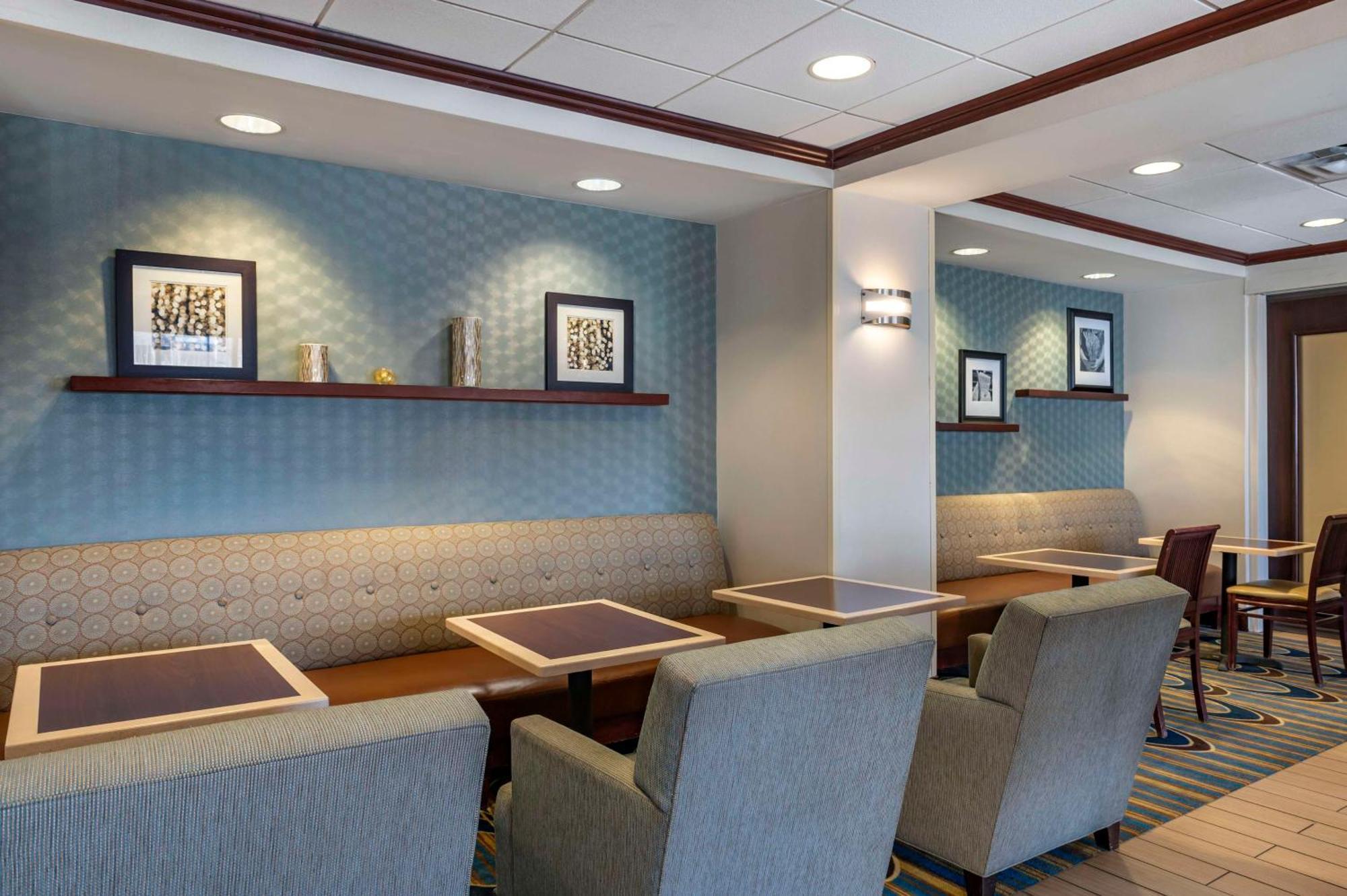Hampton Inn Greenfield Dış mekan fotoğraf