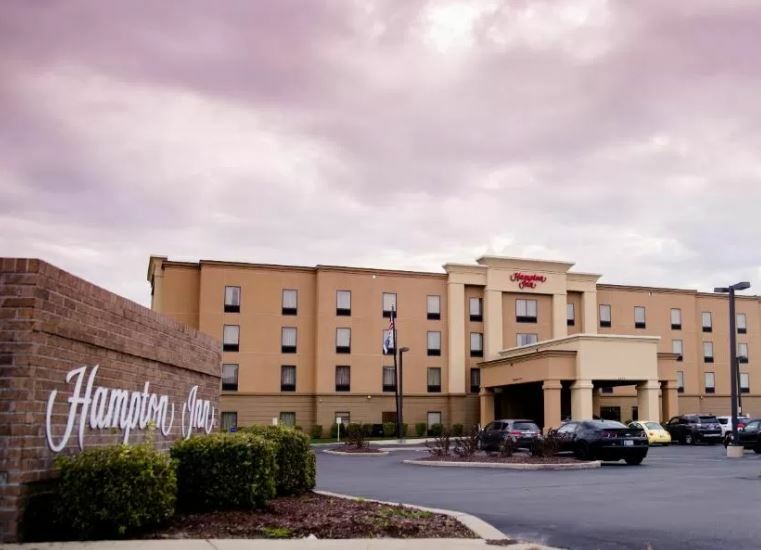 Hampton Inn Greenfield Dış mekan fotoğraf